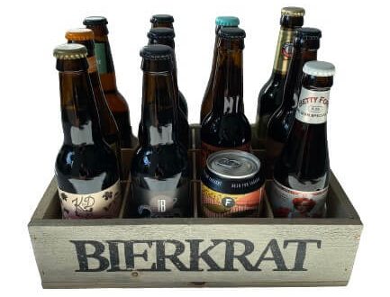 Bier cadeau pakket. een houten kratje gevuld met bier
